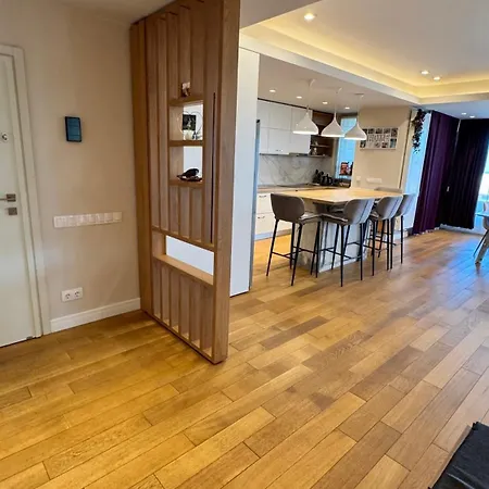 Apartment Mountain View Retreat Hot Tub And Sauna Brasov